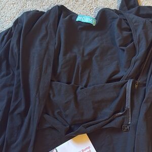 Moby Bump & Beyond T-Shirt Wrap – Excellent Condition